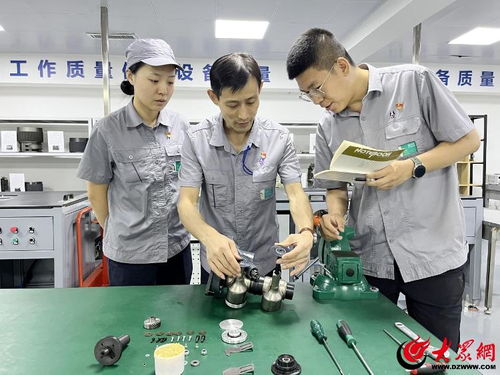 勞動(dòng)榜樣丨榮譽(yù)背后 青州卷煙廠卷包車間的技術(shù)創(chuàng)新之旅